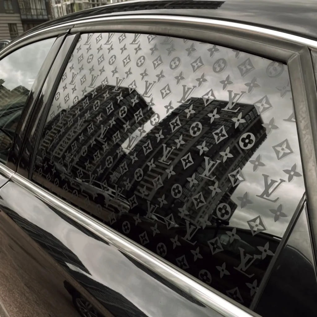 custom vehicle window decals